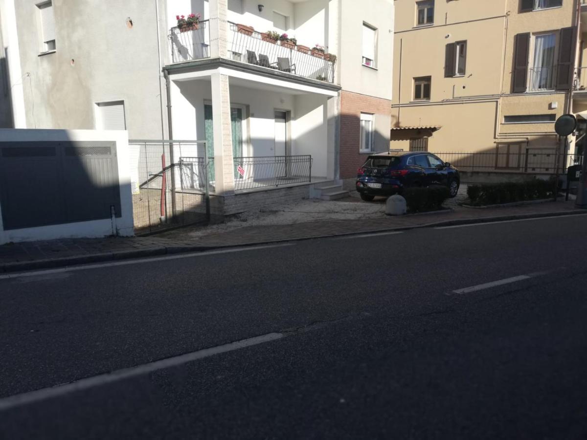 شقة Casa San Martino Moniga del Garda المظهر الخارجي الصورة