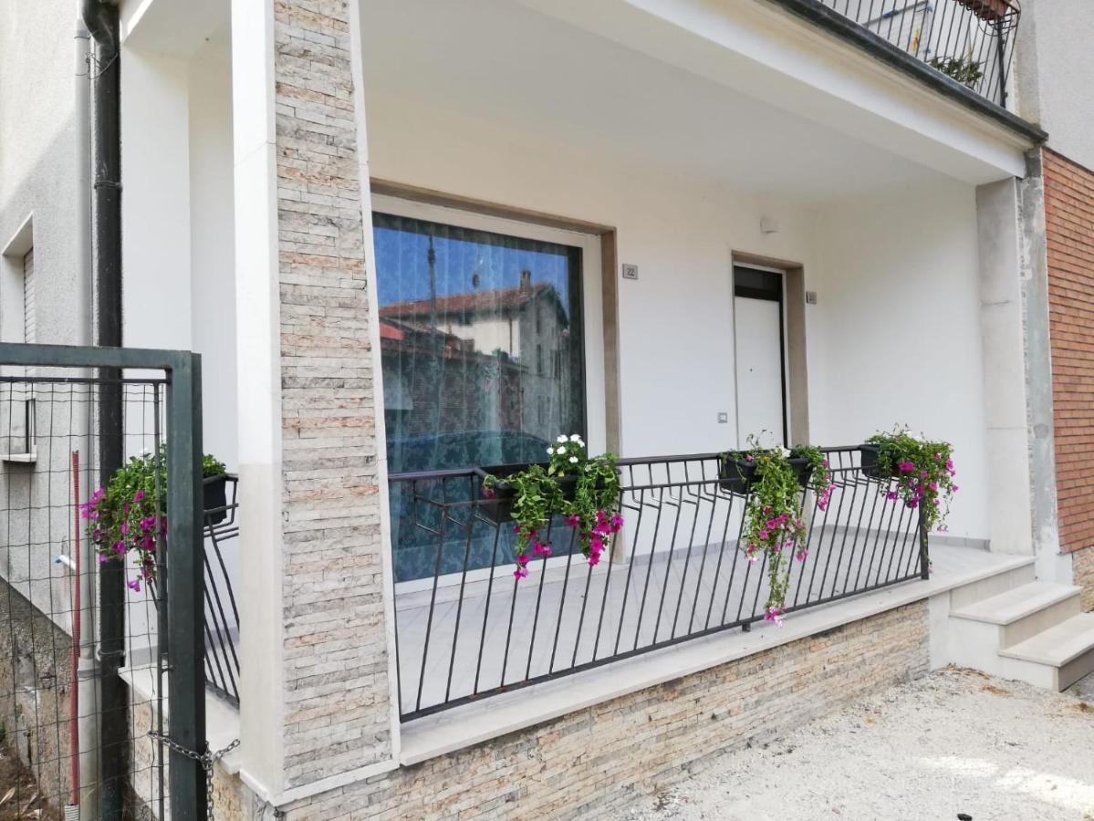 شقة Casa San Martino Moniga del Garda المظهر الخارجي الصورة